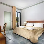 Zeus Otel
