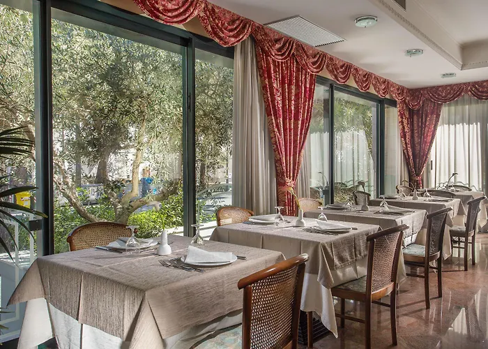 Zeus Hotel Cesenatico